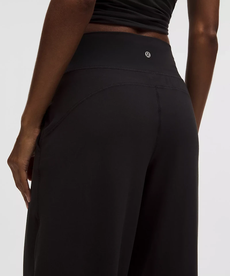 Groove Wide-Leg High-Rise Pant *Regular