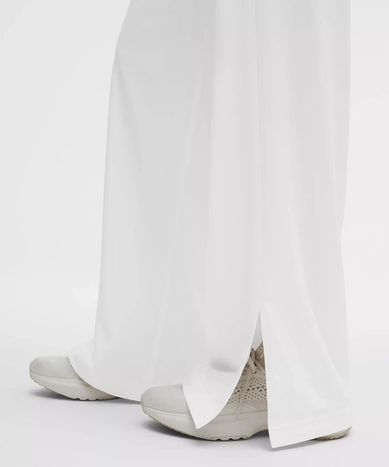 Court Rival Wide-Leg Track Pant *Regular
