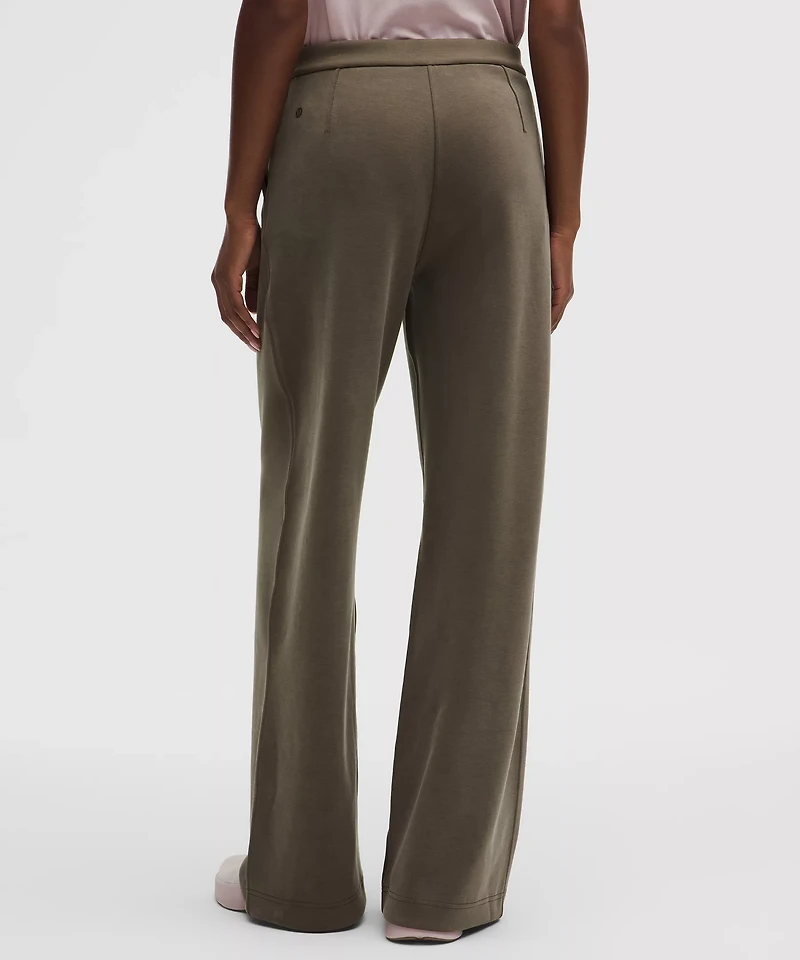 Softstreme Pintuck High-Rise Wide-Leg Pant *Regular