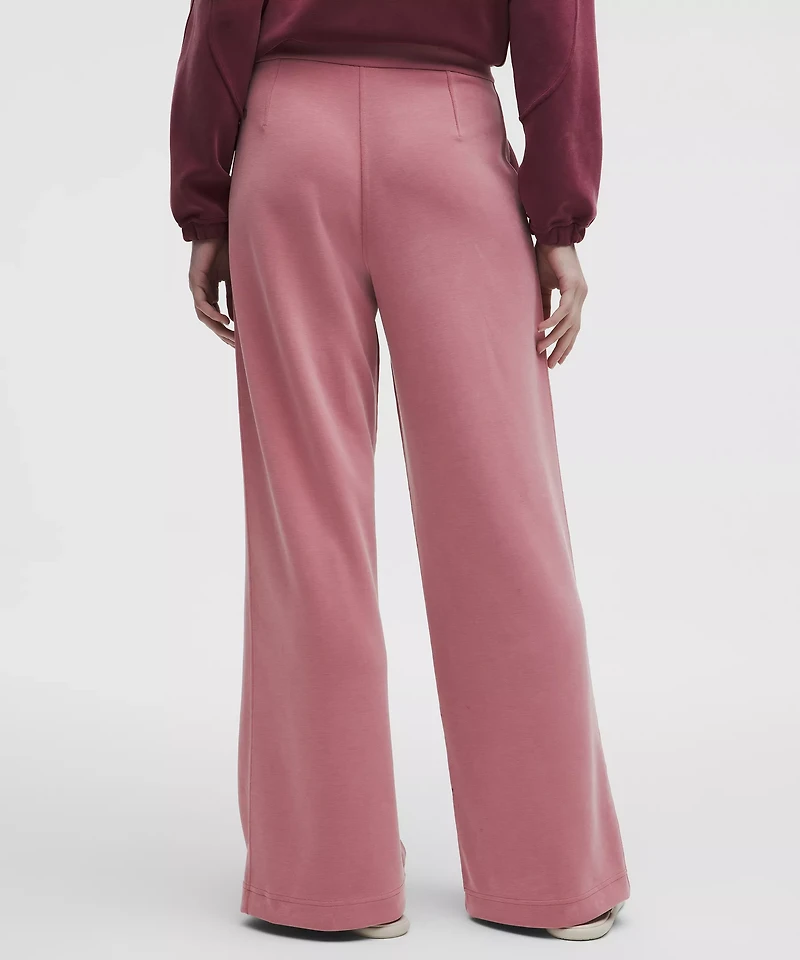 Softstreme Pintuck High-Rise Wide-Leg Pant *Regular