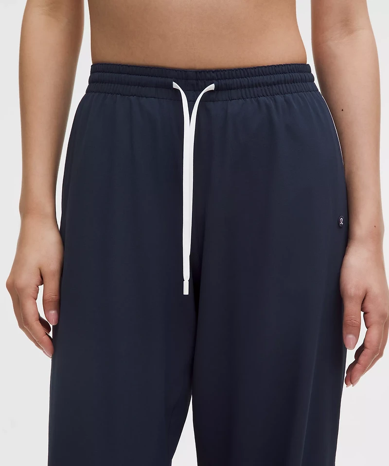 Court Rival Wide-Leg Track Pant *Regular