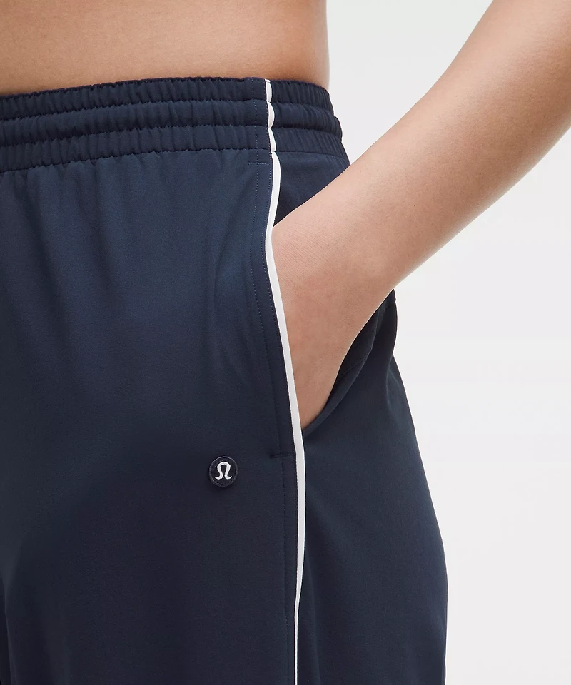 Court Rival Wide-Leg Track Pant *Regular