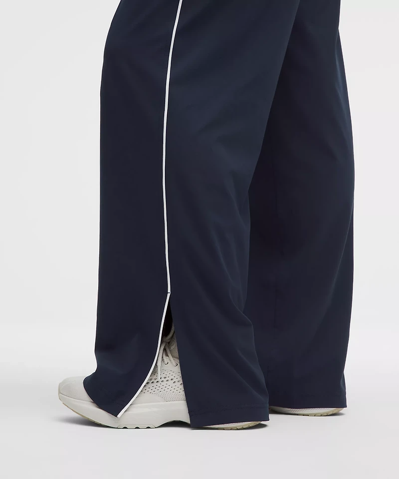 Court Rival Wide-Leg Track Pant *Regular