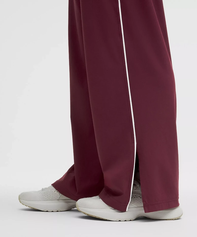 Court Rival Wide-Leg Track Pant *Regular