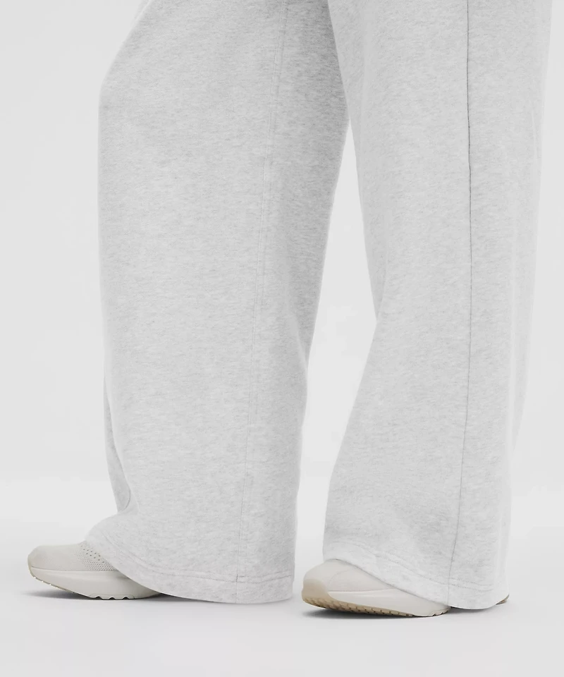 Scuba Mid-Rise Wide-Leg Pant *Short