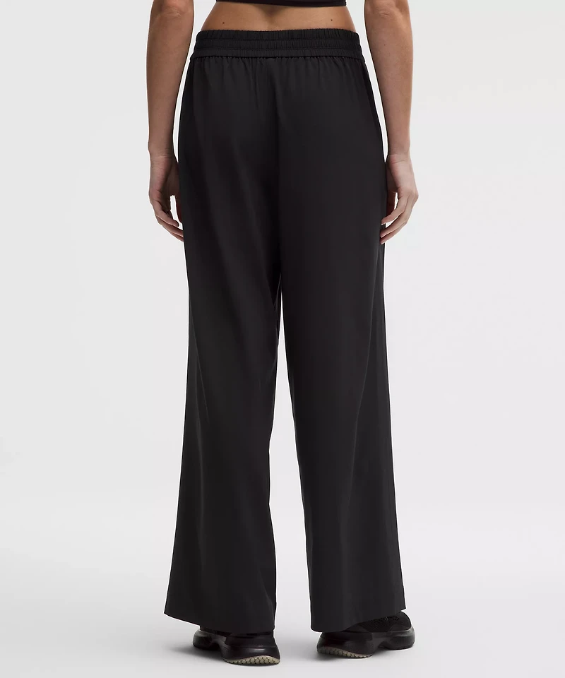 Breezily Mid-Rise Pant *Short