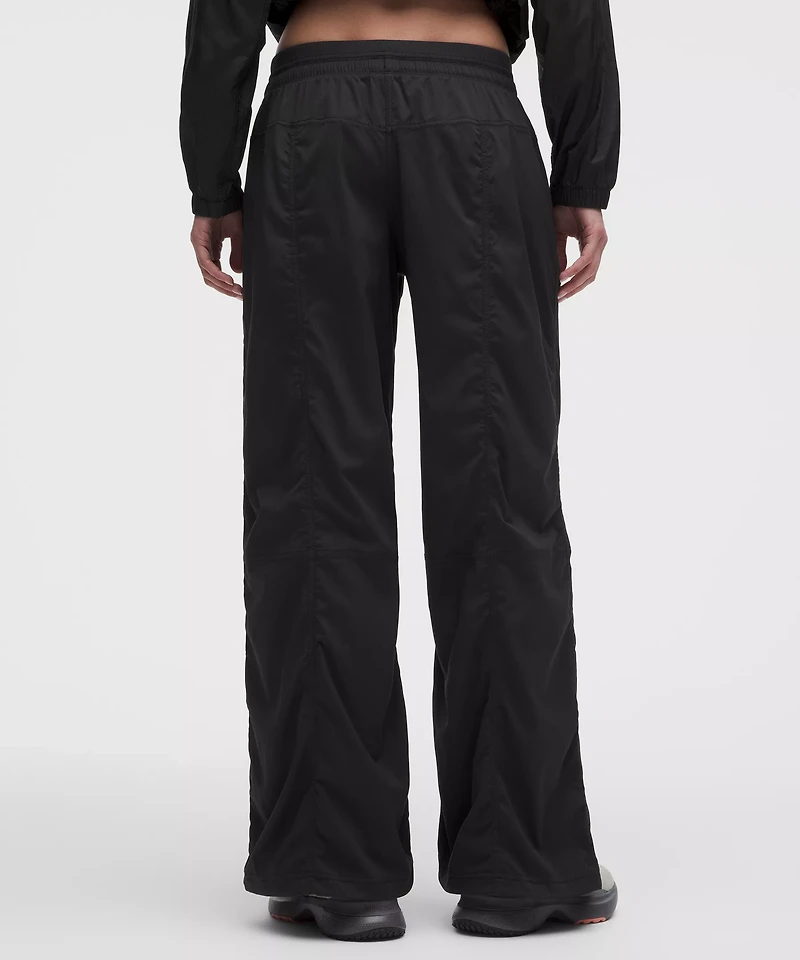 Dance Studio Evolve Low-Rise Oversized Pant *Regular