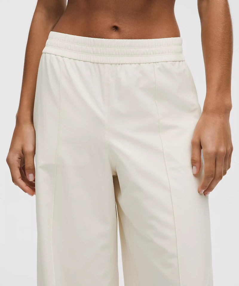 Breezily Mid-Rise Pant *Short