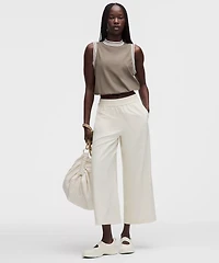 Breezily Mid-Rise Cropped Pant