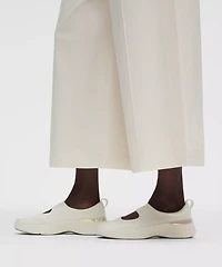 Breezily Mid-Rise Cropped Pant