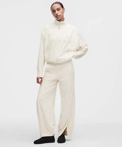 Define High-Rise Swift Jogger *Regular