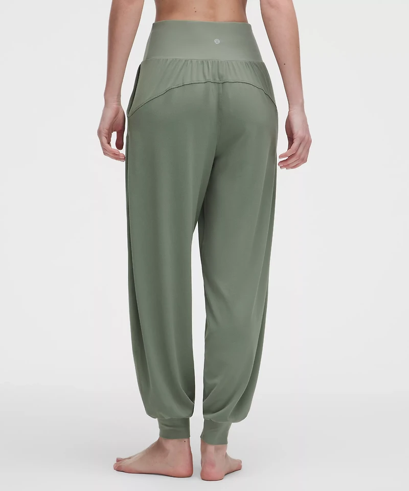 Rulu Drapey Oversized High-Rise Yoga Jogger