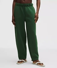 Sleek Spacer Barrel-Leg Pant