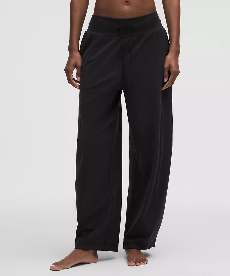 Groove Low-Rise Relaxed Cinch Pant *Regular