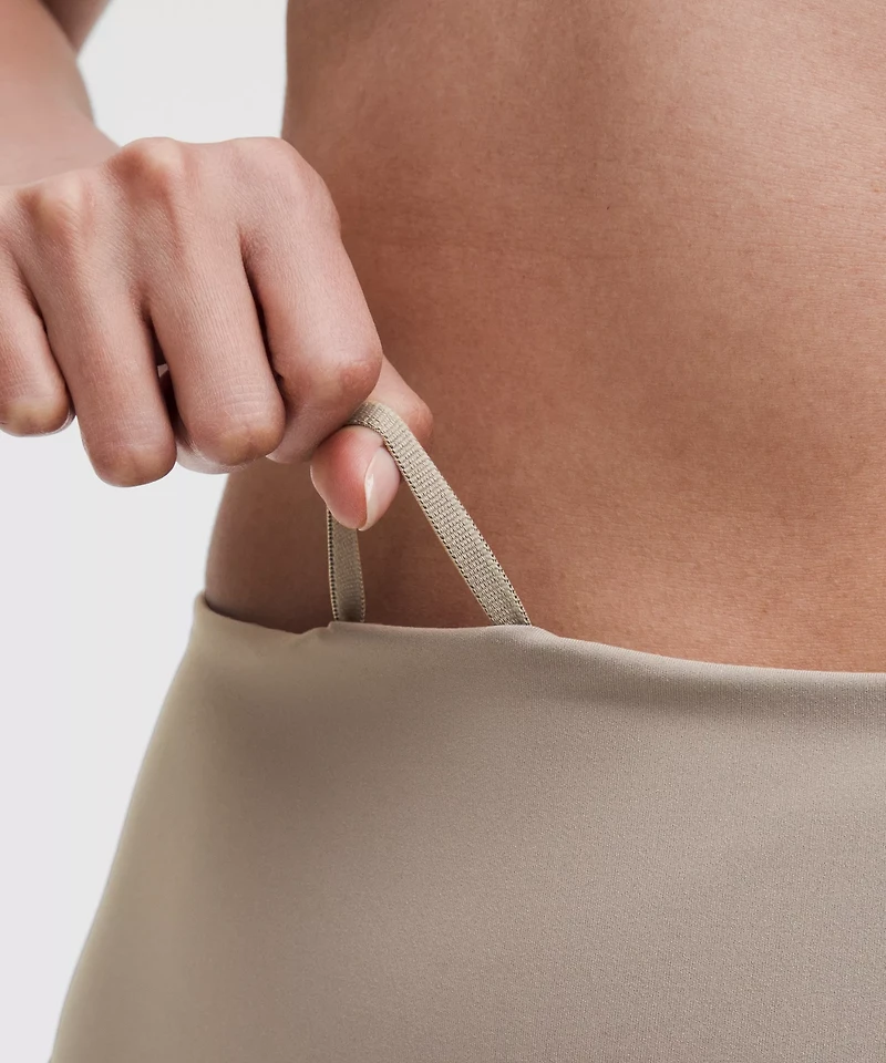 Wunder Train High-Rise Crop 21"