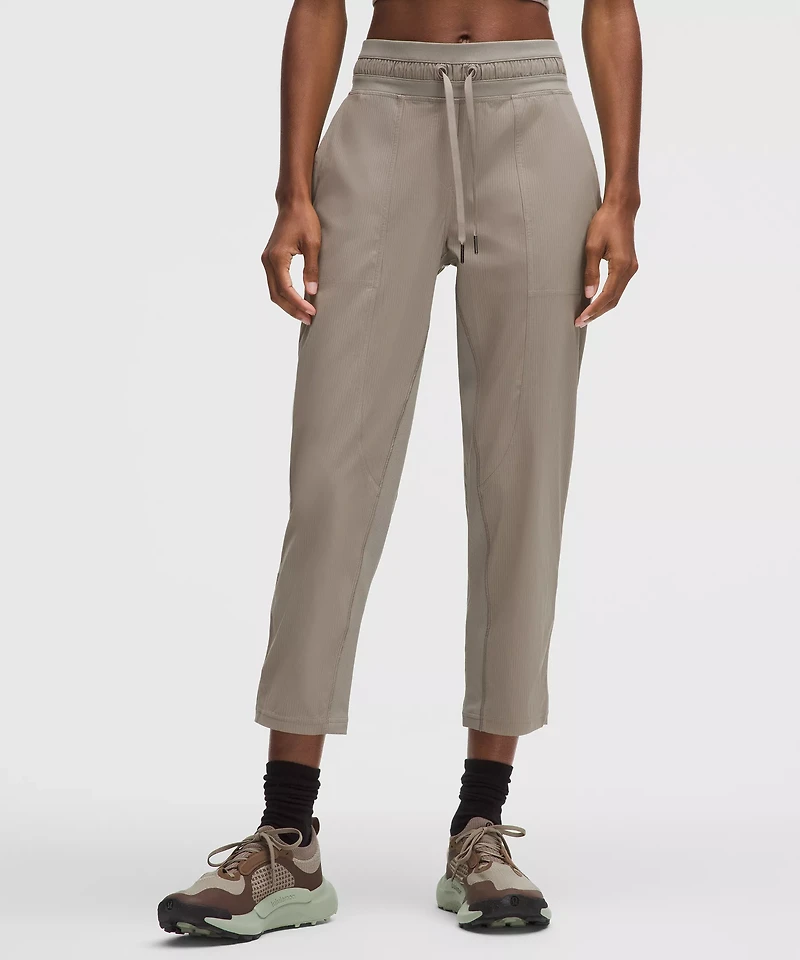 Dance Studio Mid-Rise Cropped Pant | Women's Capris