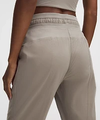 Dance Studio Mid-Rise Cropped Pant | Women's Capris