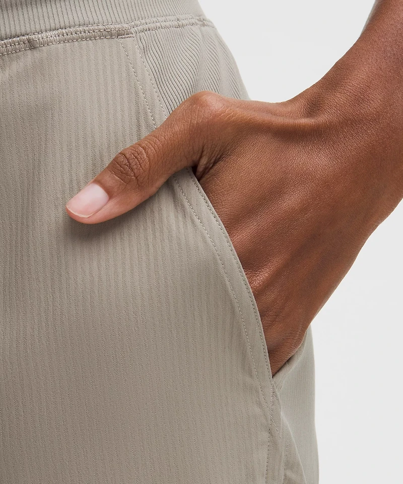 Dance Studio Mid-Rise Cropped Pant | Women's Capris