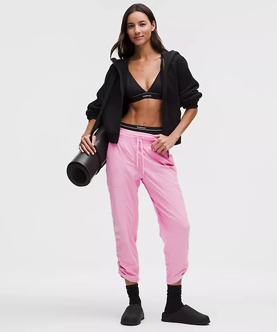 Dance Studio Mid-Rise Cropped Pant | Women's Capris