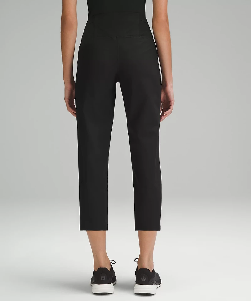 Warpstreme Multi-Pocket Mid-Rise Golf Crop 24" | Women's Trousers