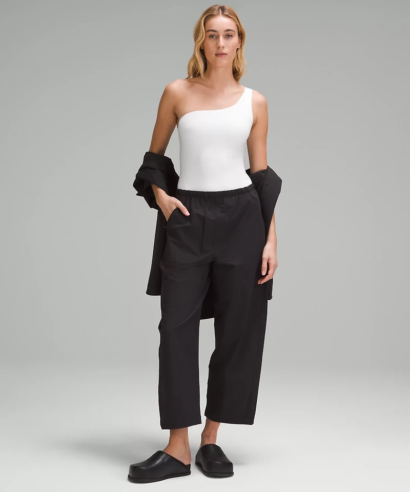 Lightweight Mid-Rise Barrel-Leg Cropped Pant | Women's Capris
