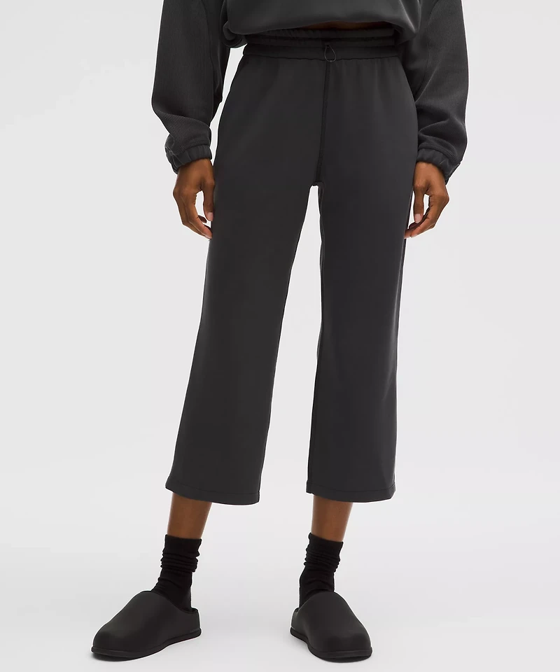 Softstreme High-Rise Straight-Leg Cropped Pant | Women's Capris