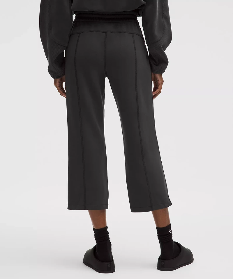 Softstreme High-Rise Straight-Leg Cropped Pant | Women's Capris