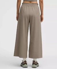 Stretch Woven Ruffle-Waist Wide-Leg Cropped Pant | Women's Capris