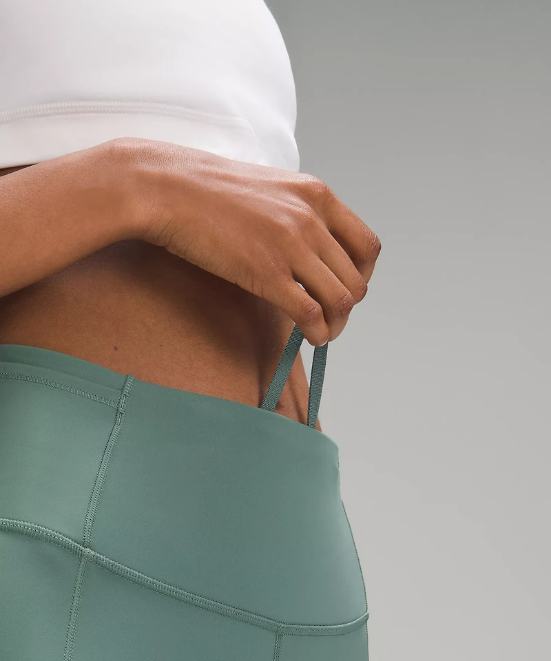 Fast and Free High-Rise Short 6" *7 Pocket