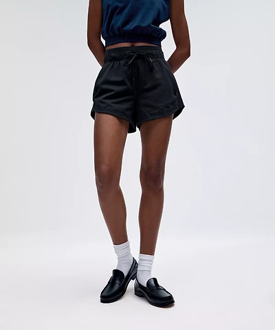 Inner Glow High-Rise Short 3" | Women's Shorts