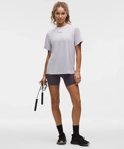 Wunder Train High-Rise Short 6"