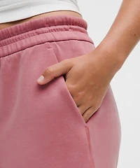 Softstreme High-Rise Short 4"