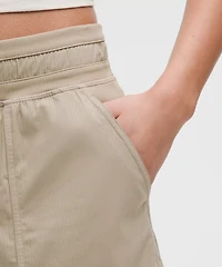 Dance Studio High-Rise Short 3.5"