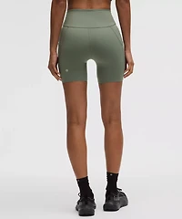 Fast and Free High-Rise Short 6" *5 Pocket