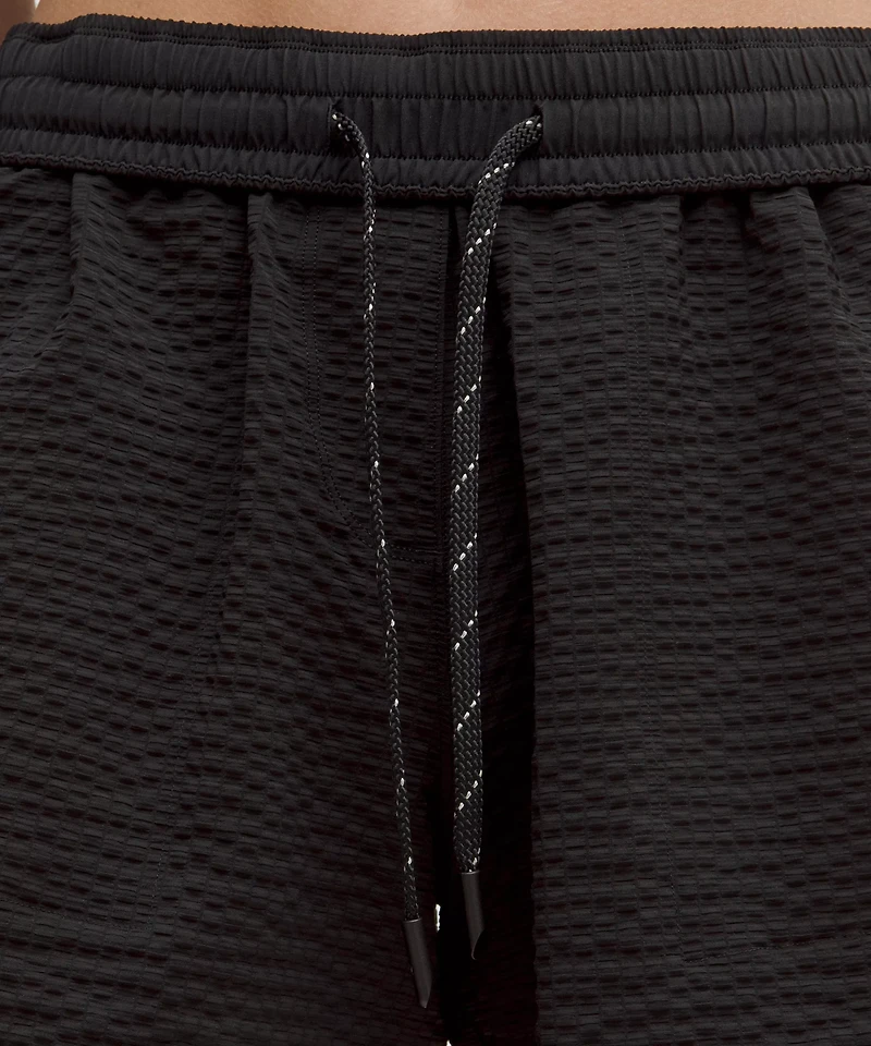 Grid-Texture Relaxed High-Rise Hiking Short 4" | Women's Shorts