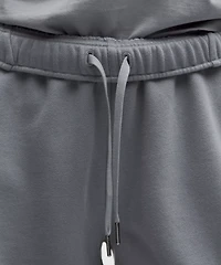 Scuba Mid-Rise Oversized Cargo Short 9" | Women's Shorts