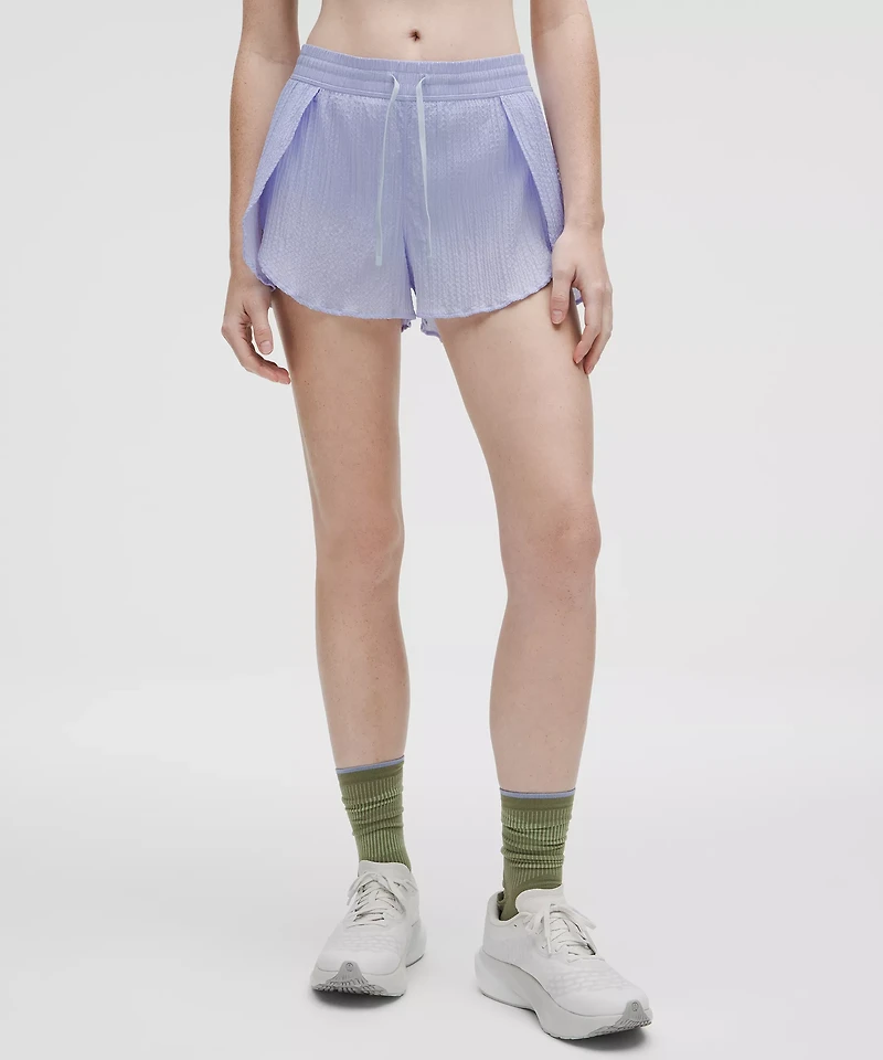 Negative Split Textured Run Short 2.5" | Women's Shorts