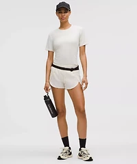Negative Split Textured Run Short 2.5" | Women's Shorts