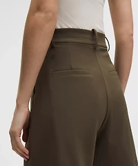 Daydrift Pleated High-Rise Short 7"