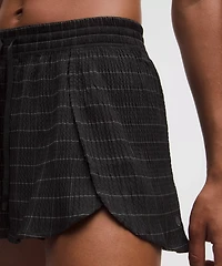 Negative Split Textured Run Short 2.5" *Reflective | Women's Shorts