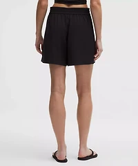 Breezily Mid-Rise Short 6"