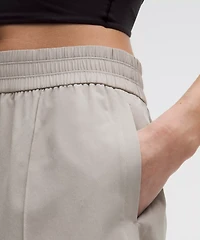 Breezily Mid-Rise Short 6"