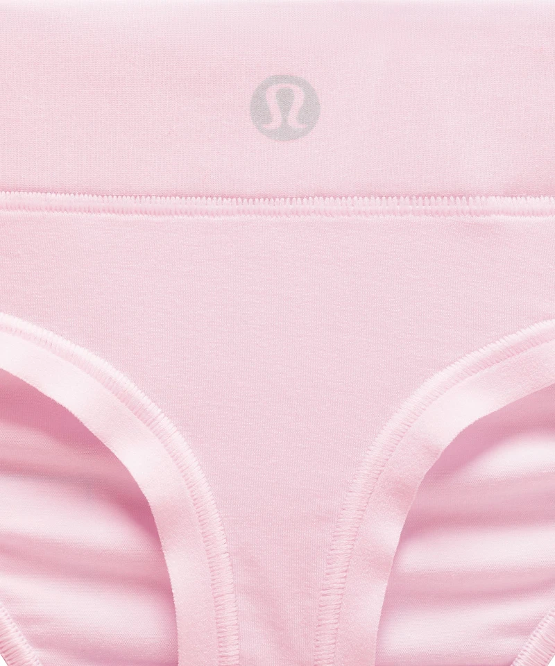 UnderEase Mid-Rise Thong Underwear *3 Pack