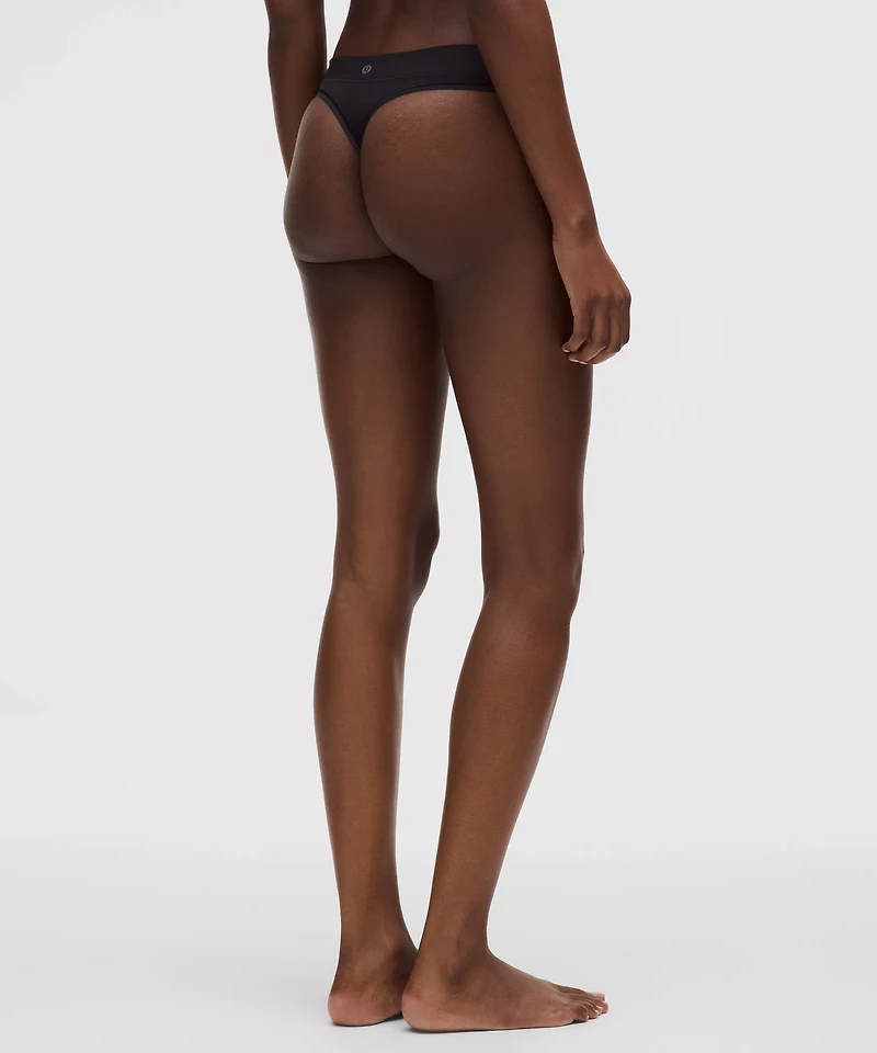 UnderEase Mid-Rise Thong Underwear *3 Pack