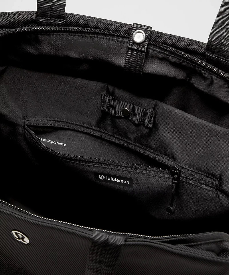 City Essentials Bag 25L | Women's Bags,Purses,Wallets