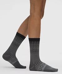 Women's Power Stride Crew Socks *Reflective |