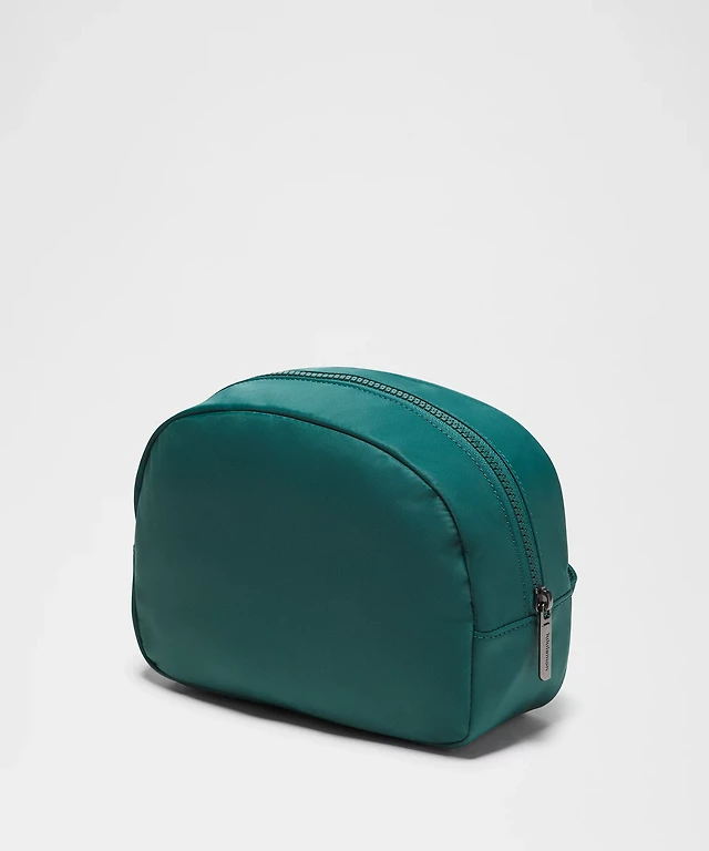 Lululemon athletica City Essentials Pouch 4L at Hamilton Place in  Chattanooga, TN