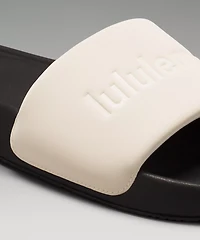 Women's Restfeel Slide *Graphic | Sandals