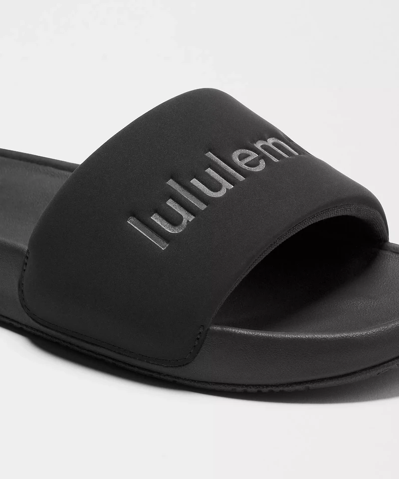 Women's Restfeel Slide *Graphic | Sandals