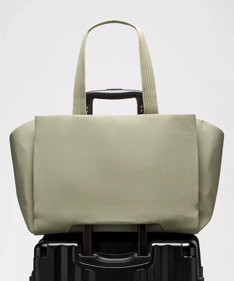Triple Compartment Tote Bag 18L | Men's Bags,Purses,Wallets